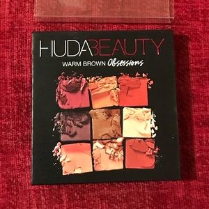 Huda Beauty Warm Brown Obsessions Palette